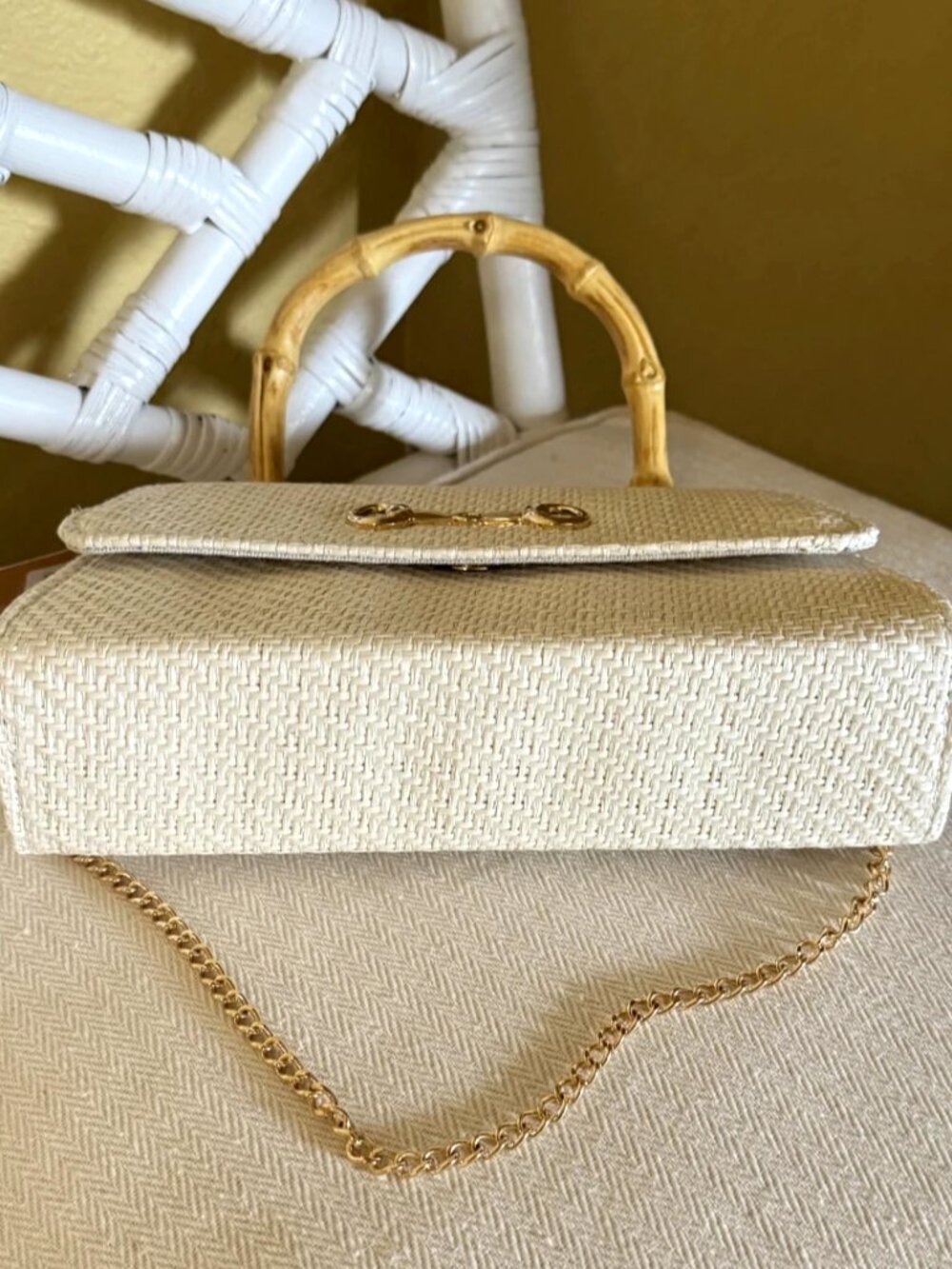 Tommy Bahama Woven Straw Natural Bag Bamboo Handle Gold Chain NWT - Picture 4 of 16